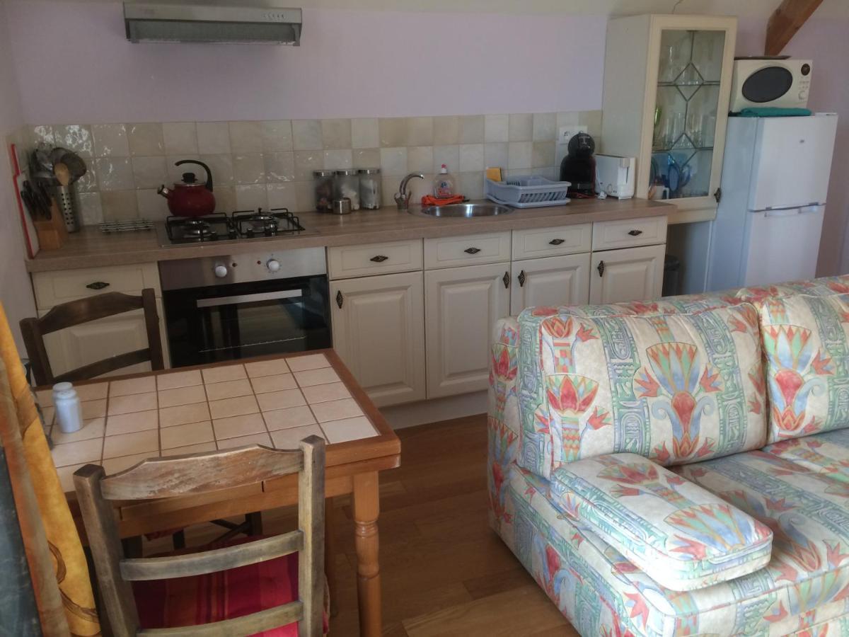 Bed and Breakfast Les Petits Chenes La Pellerine  Esterno foto